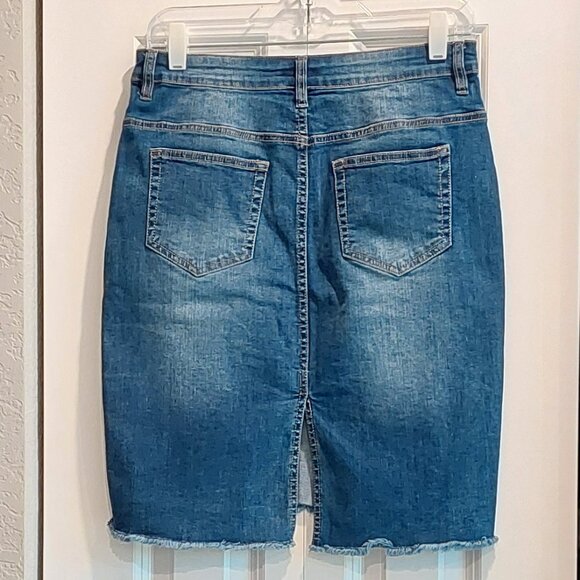 Suko Jeans Blue Denim Stripe Fringe Hem Skirt Women's Size 8 - Picture 7 of 15